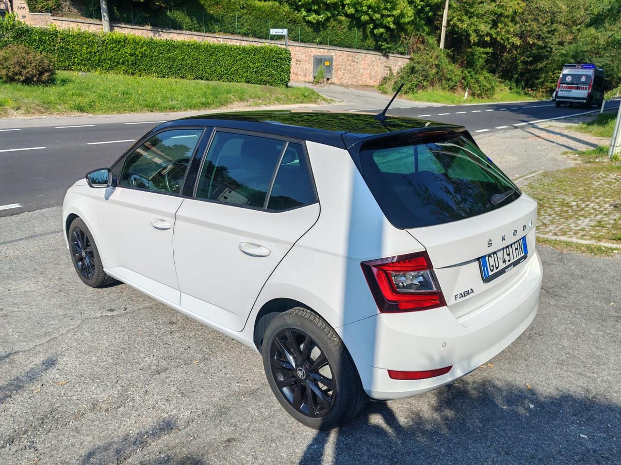 Skoda Fabia 1.0 MPI 60 CV Twin Color Nero