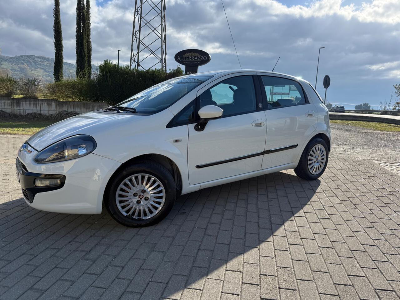 Fiat Punto Evo 1.2 benzina neopatentato