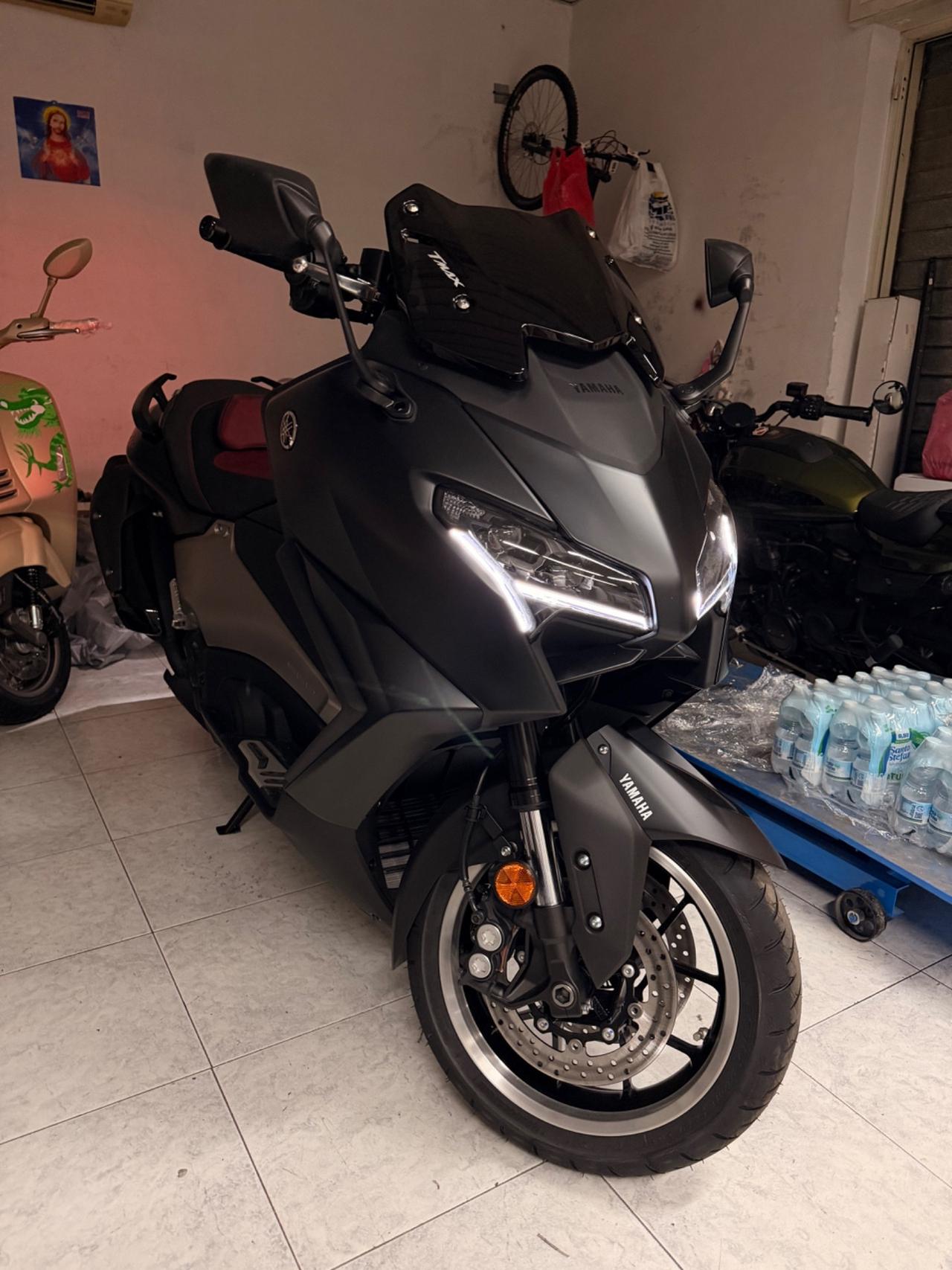 Yamaha TMAX 560 25 Th anniversary KM0