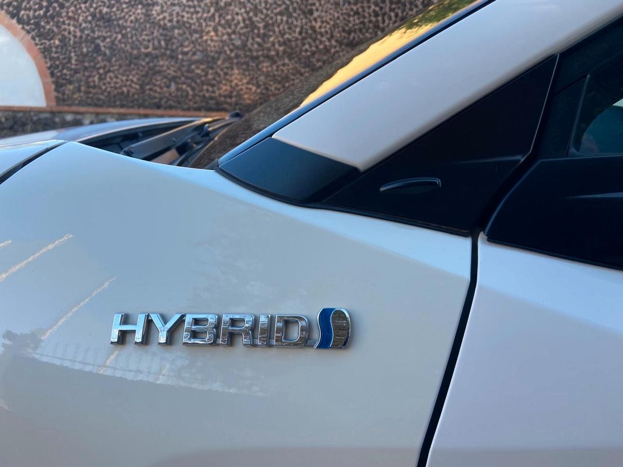 Toyota C-HR 1.8 Hybrid E-CVT Active