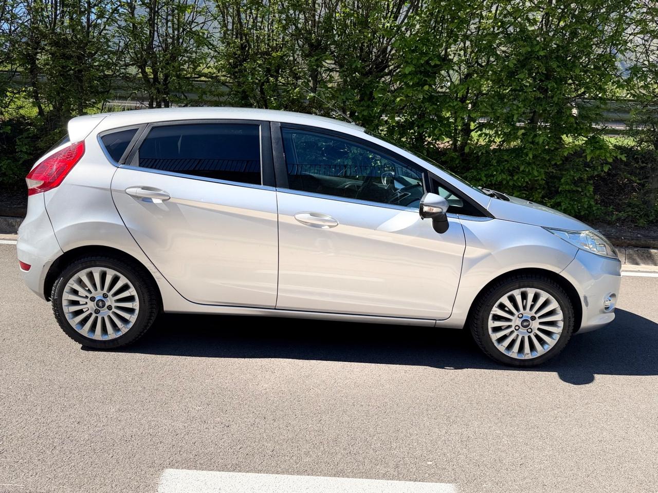 Ford Fiesta 1.4 TDCi 5p. Titanium ok neopatentati