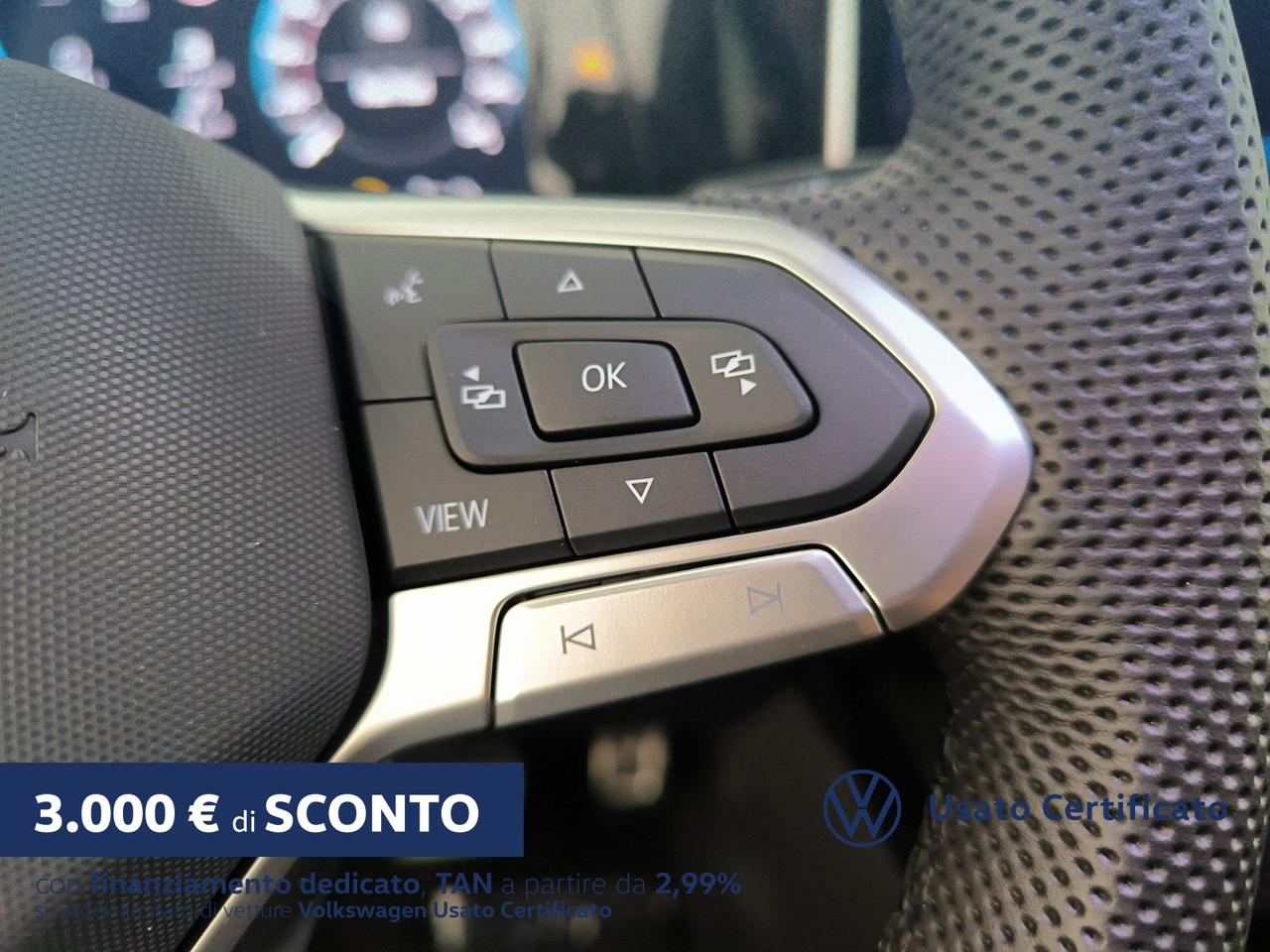 Volkswagen Golf 1.5 etsi r-line plus 150cv dsg