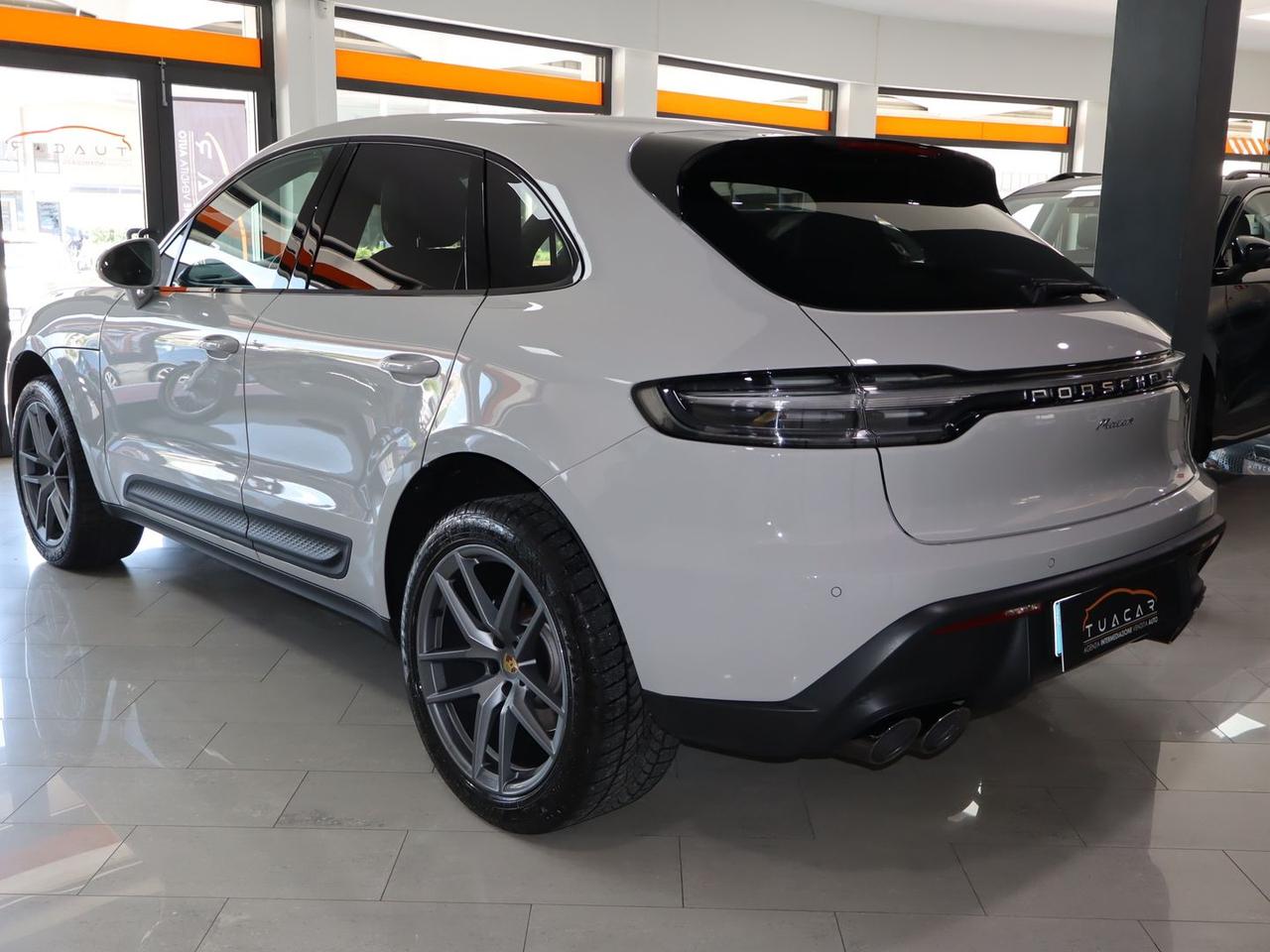 Porsche Macan 2.0 #11597