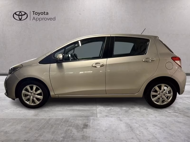 Toyota Yaris 1.0 5 Porte Lounge 69 cv