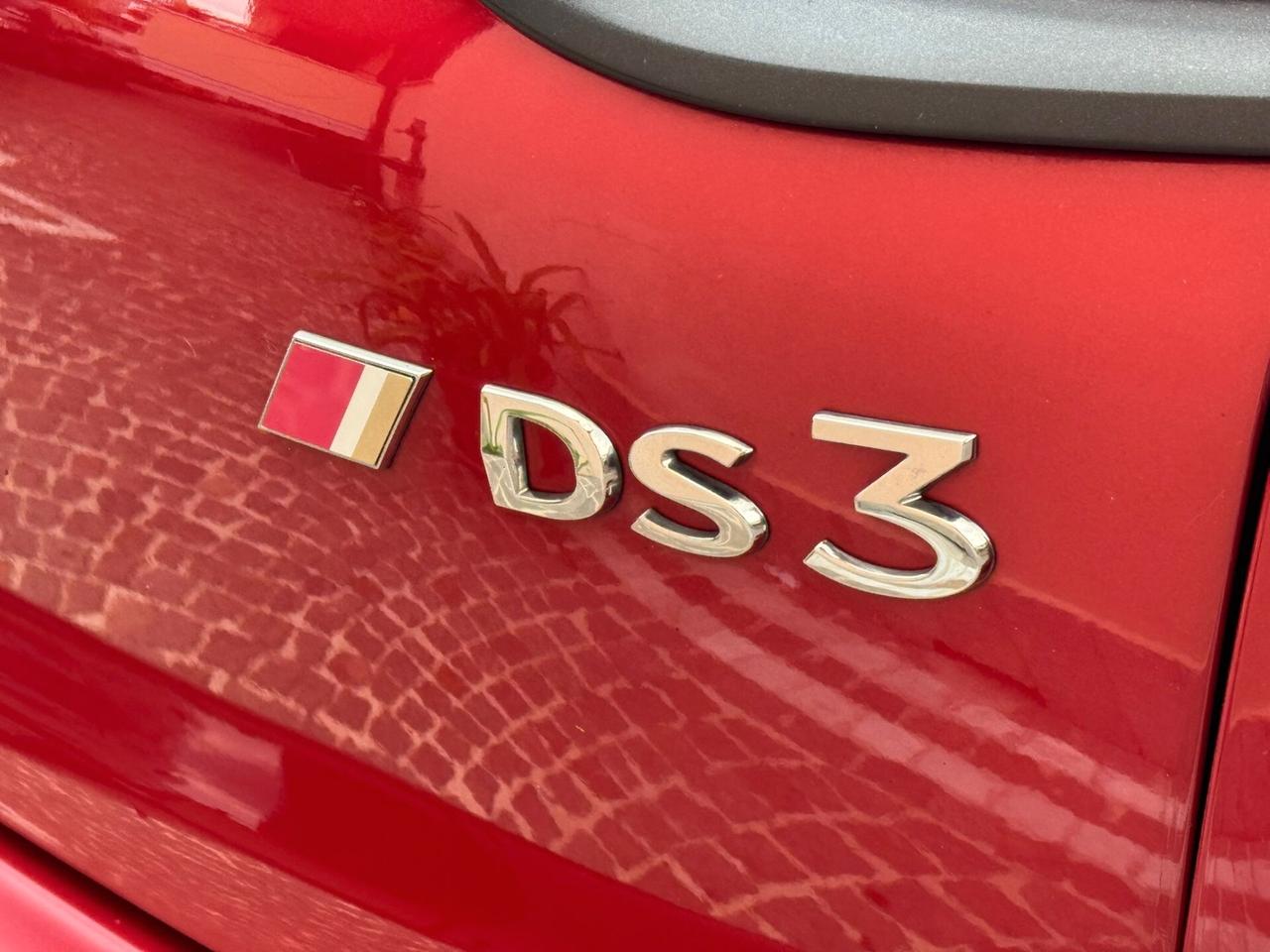 Ds DS3 3 Crossback PureTech 130 aut. Performance Line