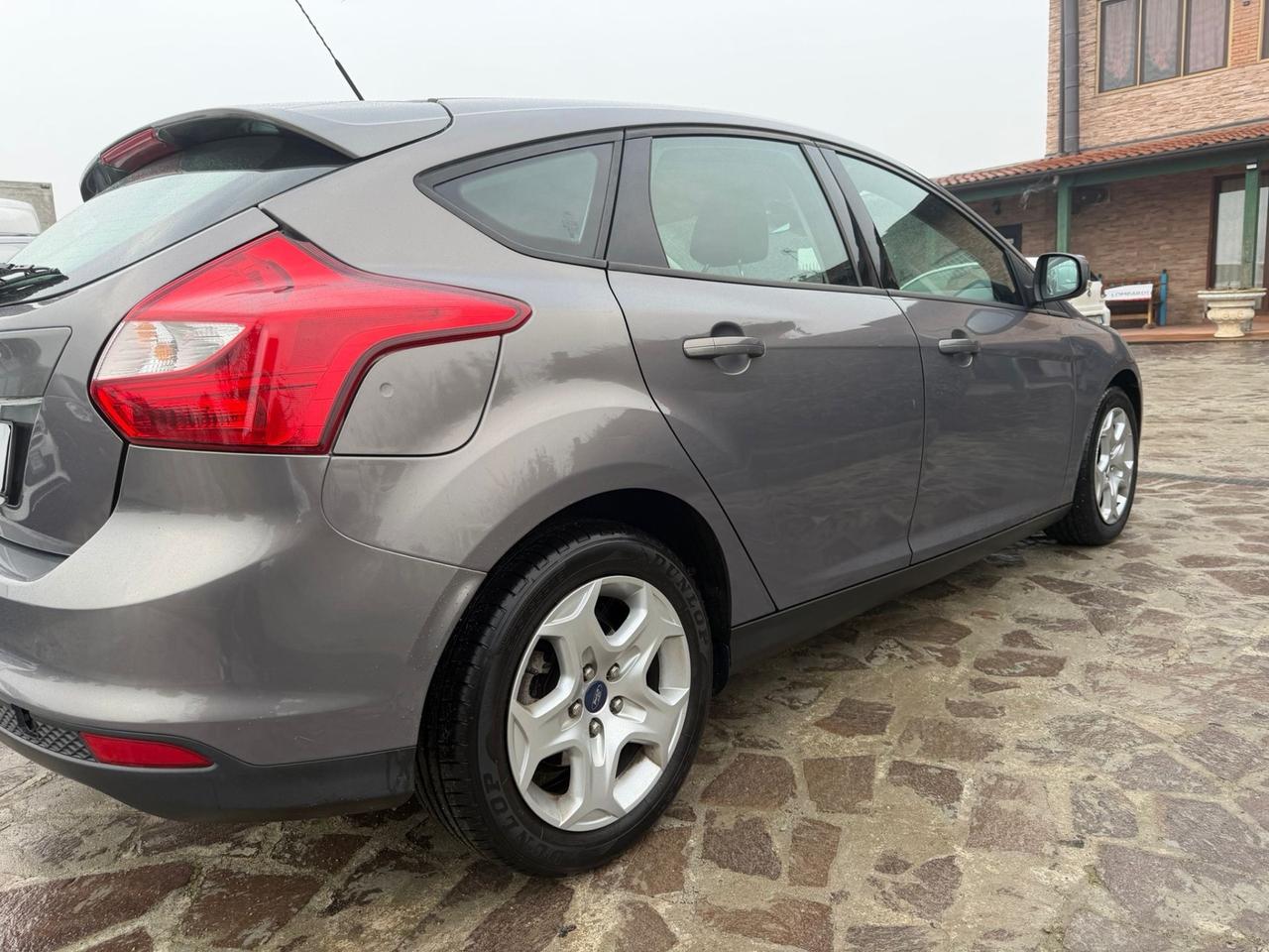 Ford Focus 1.6 TDCi 115 CV Individual neopatentati