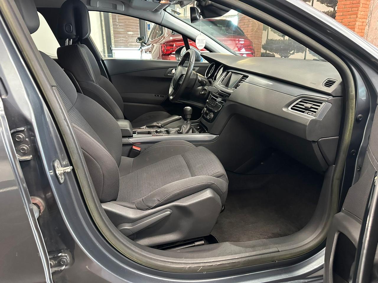 Peugeot 508 1.6 e-HDi 115CV S&S SW Ciel Business