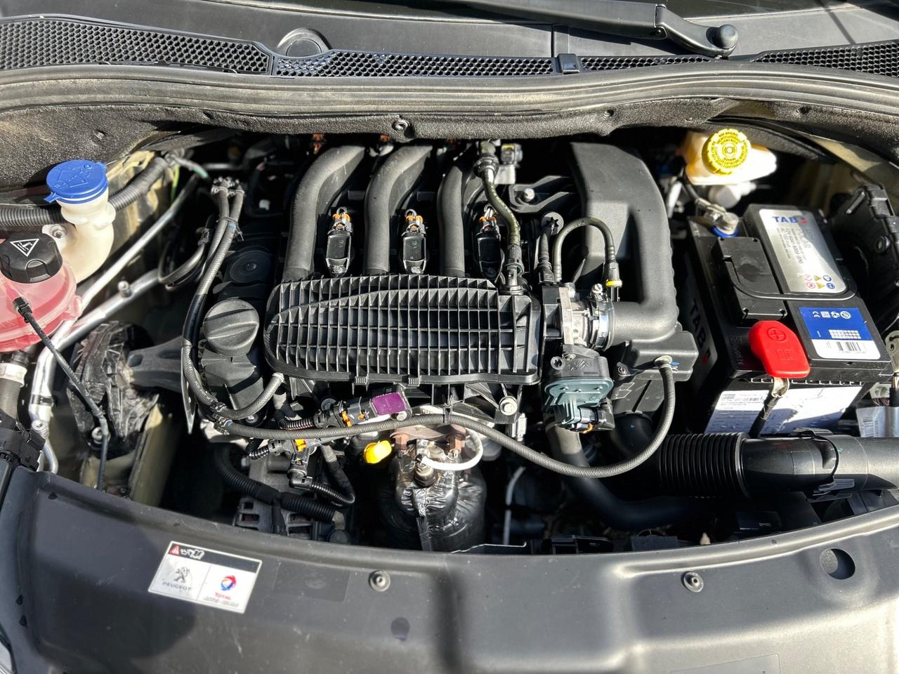 Peugeot 208 GPL Allure