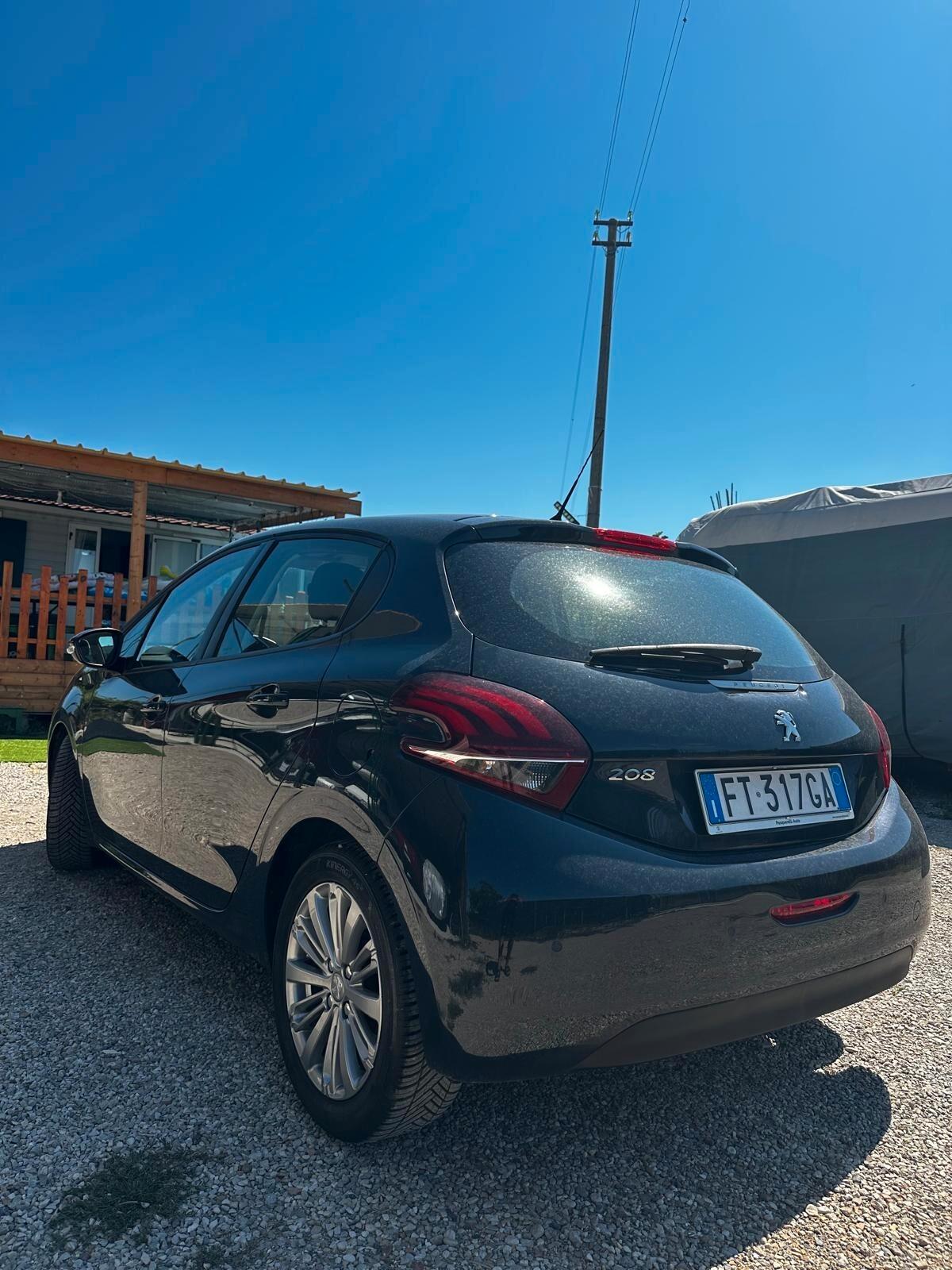 Peugeot 208 Allure