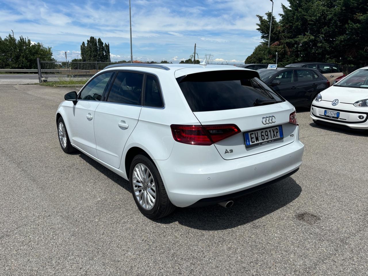 Audi A3 1.6 TDI clean diesel S tronic Ambition - 2014
