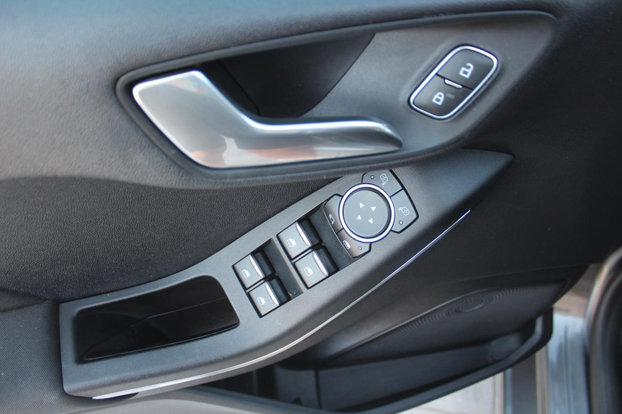 Ford Fiesta 1.1 75 CV GPL 5 porte Titanium