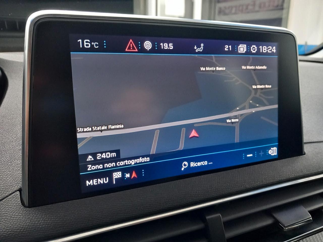 Peugeot 3008 anno 2020 automatica 1.5 diesel 154 mila km