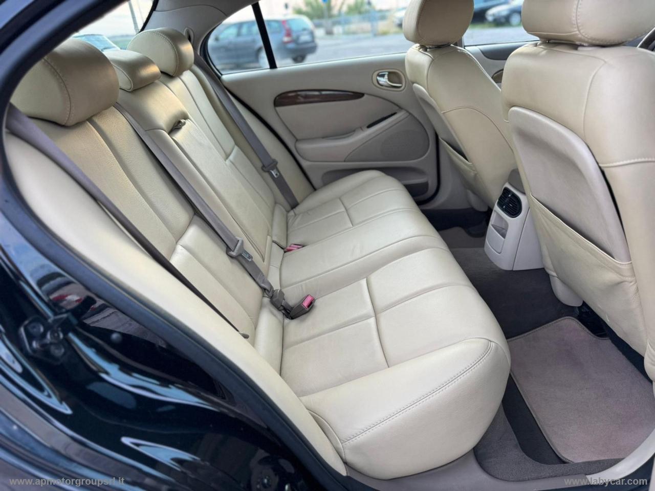JAGUAR S-Type 2.5 V6 24V CAT Executive