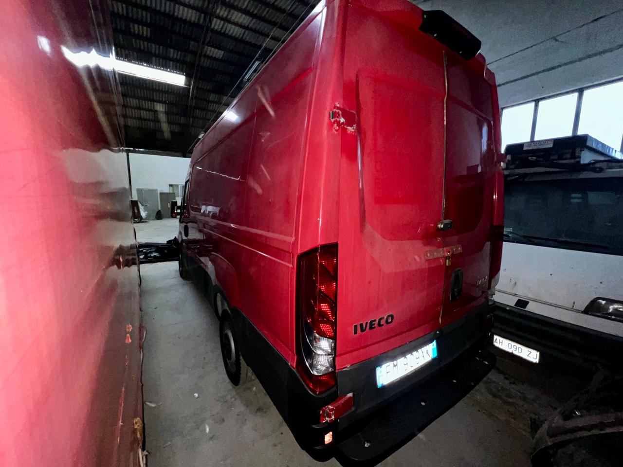 Iveco Daily 3.0 Metano passo medio