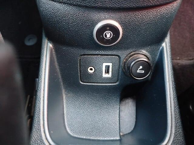 Ford Fiesta 1.4 BENZ/ GPL DI SERIE