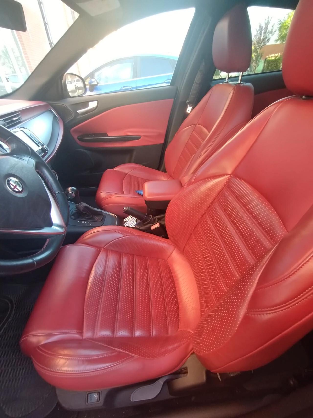 Alfa Romeo Giulietta 1750 Turbo TCT Quadrifoglio Verde