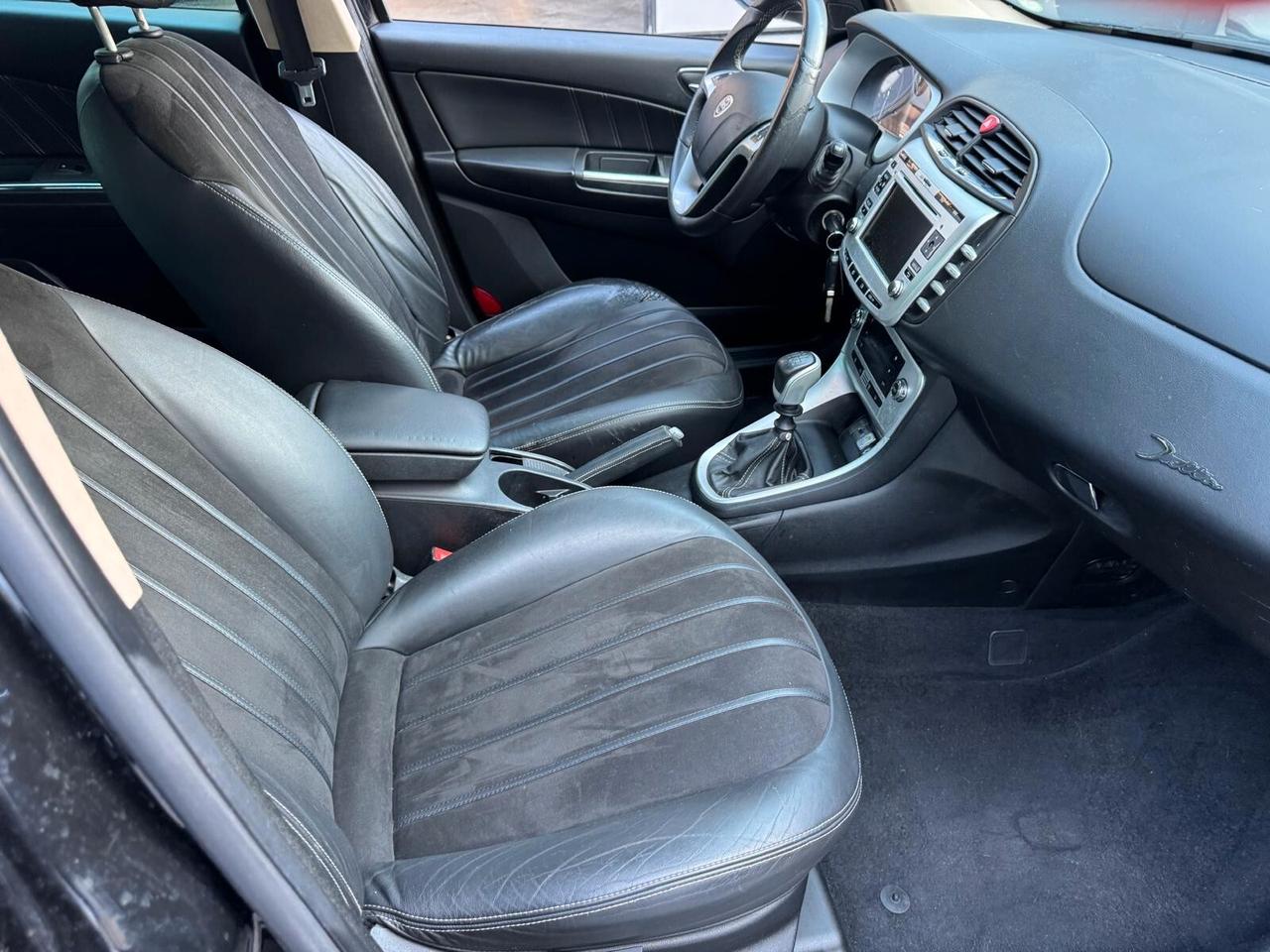 Lancia Delta 1.6 MJT DPF Argento*CERCHI