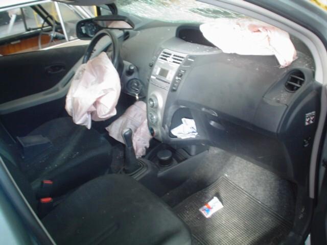 Toyota Yaris 1.0 12V VVT-i 5p. Sol