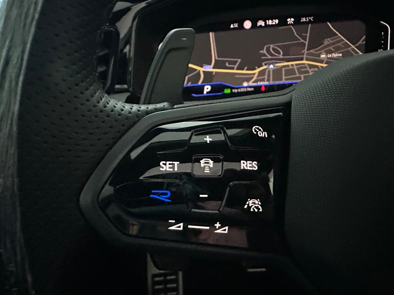 Volkswagen T-Roc R 2.0 TSI DSG 4MOTION BlueMotion Technology