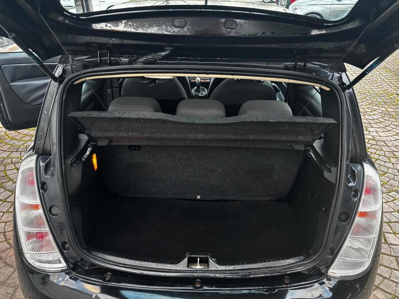 Lancia Ypsilon 1.3 MJT 75 CV Platino IDONEA PER NEOPATENTATI PERMUTABILE
