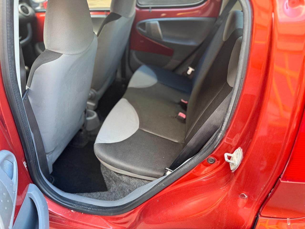 Peugeot 107 1.0 68CV 5p. Desir