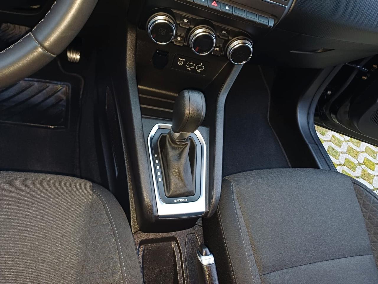 Renault Clio Full Hybrid E-Tech 140 CV 5 porte Business