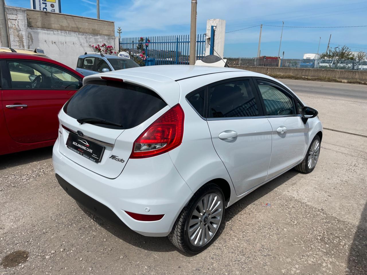 Ford Fiesta 1.4 TDCi 70CV 5 porte Titanium