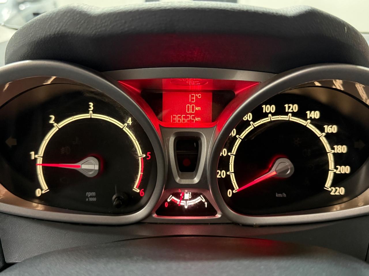 Ford Fiesta 1.4 TDCi 68CV 3 porte Titanium - 2009