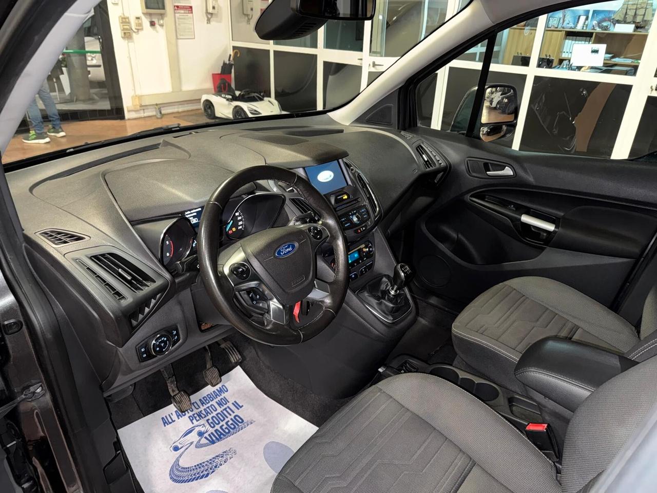 Ford Tourneo Connect 1.5 TDCi Titanium