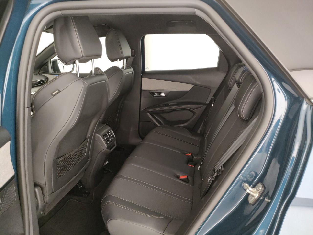 PEUGEOT 3008 1.2 hybrid 48V GT 136cv e-dcs6