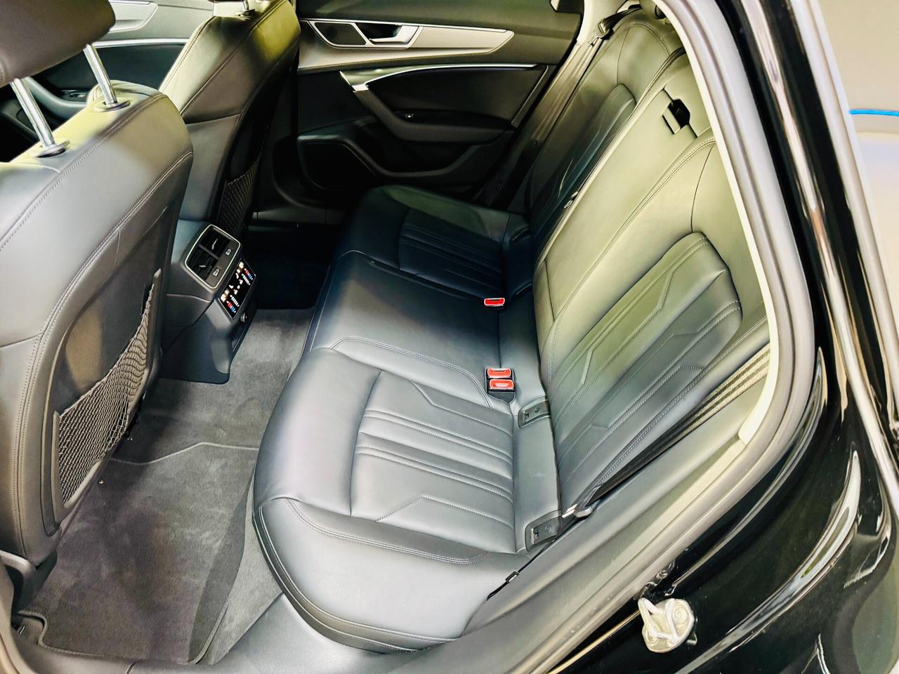 Audi A6 Avant 2.0 TDI 204CV Sport / CarPlay R.Cam Pelle