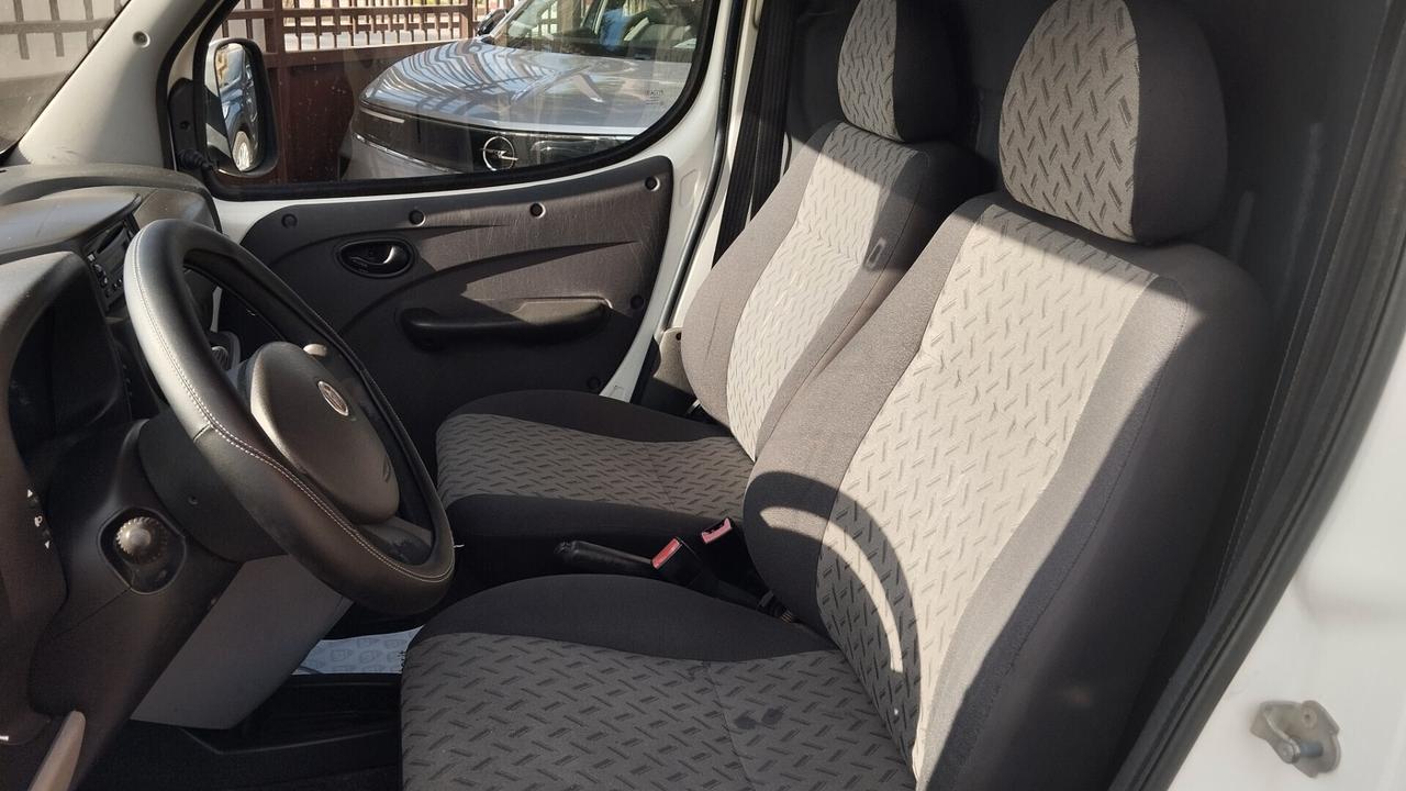 FIAT DOBLO' 1.3 MTJ-AUTOC-2009