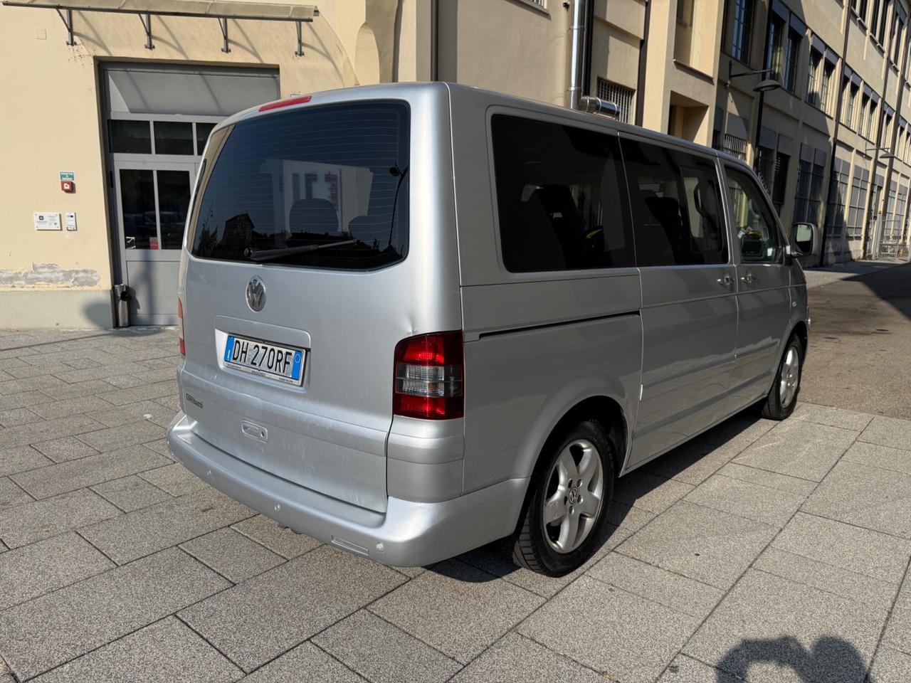 Volkswagen Multivan 2.5 TDI/174CV 4motion Highline