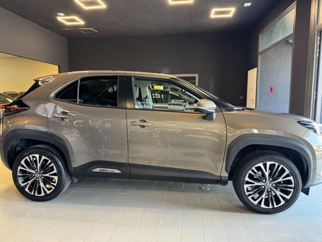 TOYOTA Yaris Cross 1.5 Hybrid 5p. E-CVT AWD-i Lounge