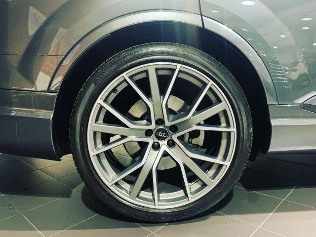 AUDI Q7 50 TDI quattro tiptronic Sport Plus S LINE -MATRIX