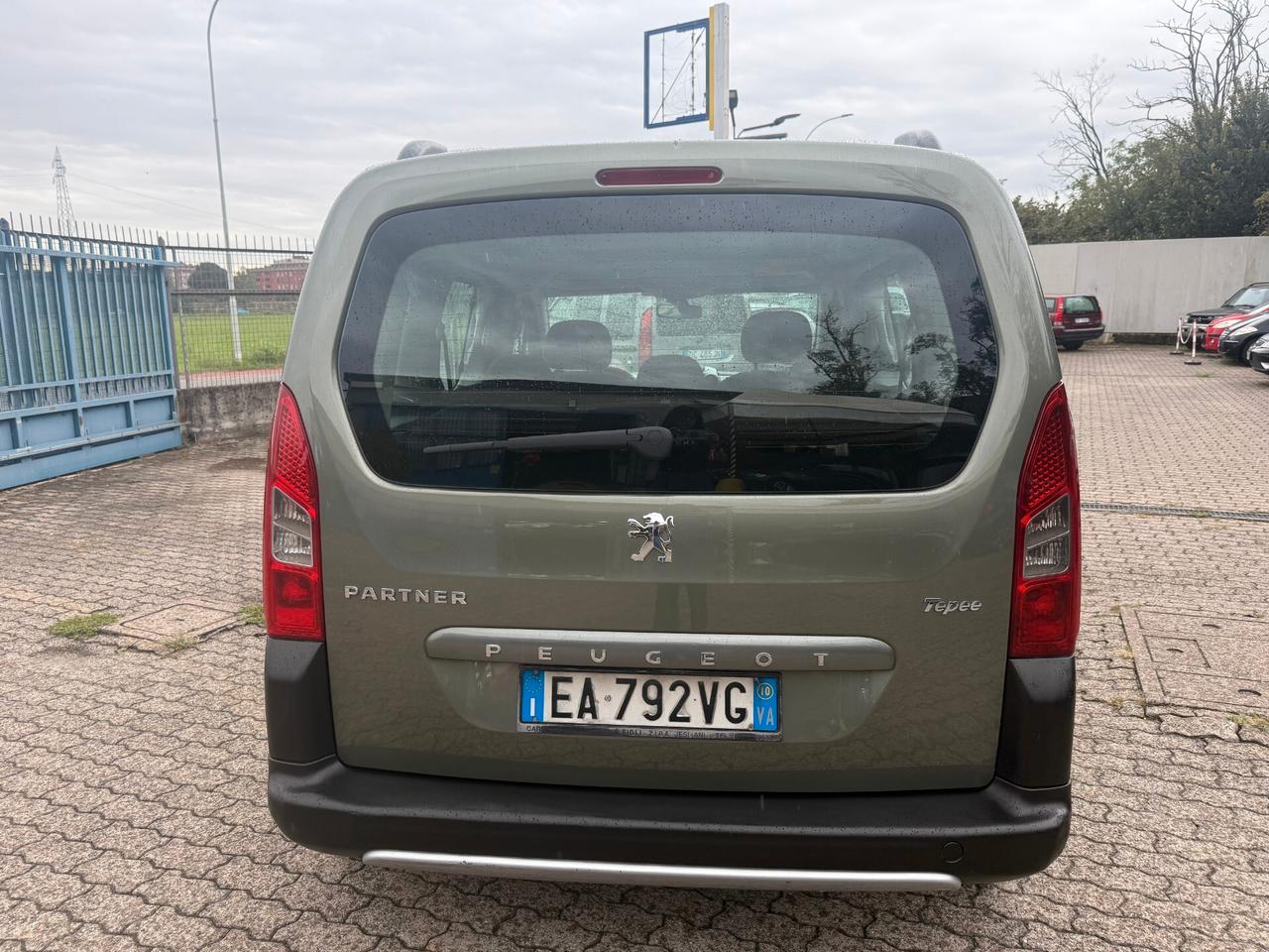 Peugeot Partner Tepee 1.6 HDi 90CV Outdoor