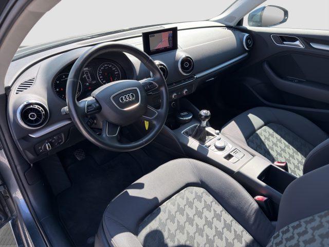 AUDI A3 A3 1.6 TDI Young