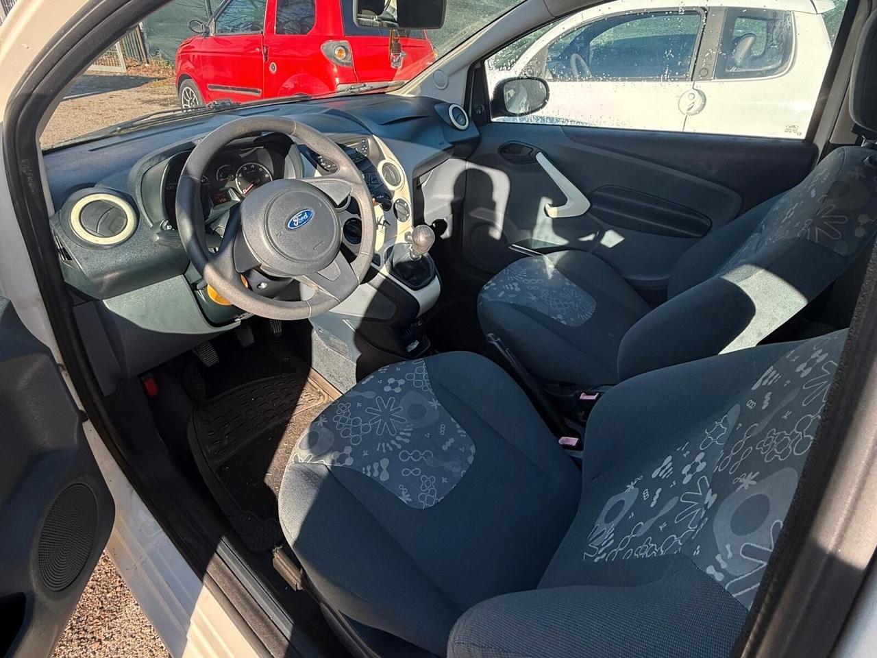 Ford Ka 1.3 TDCi 75CV Individual