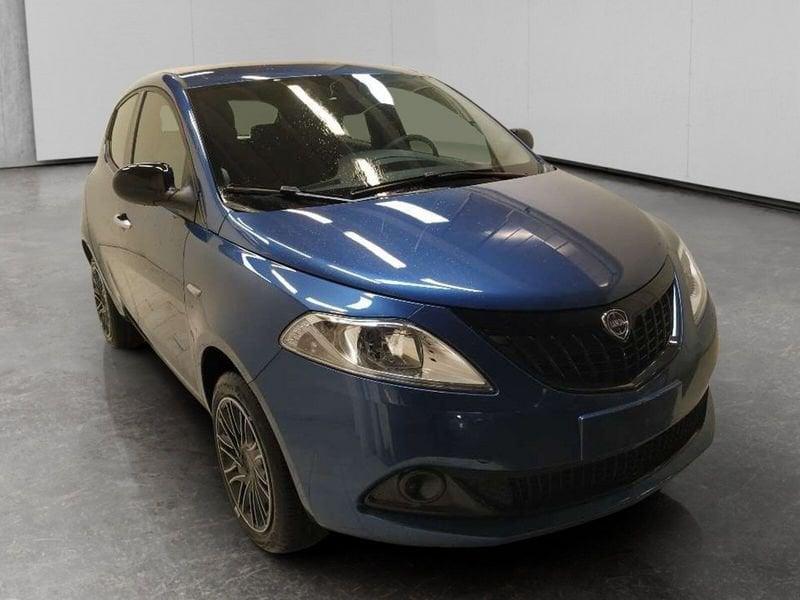 Lancia Ypsilon 1.0 firefly hybrid Oro s&s 70cv