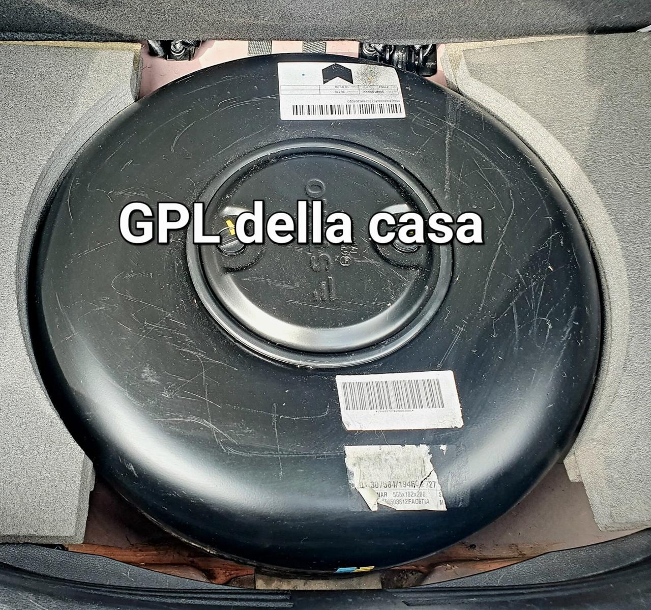 Lancia Ypsilon 1.2 69 CV 5 porte GPL Ecochic Elefantino Blu