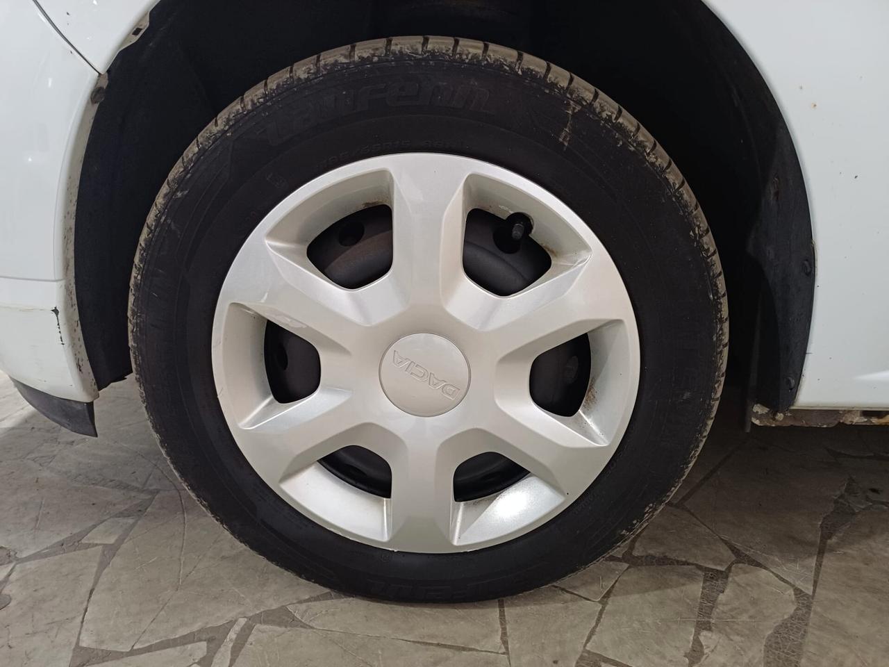 Dacia Sandero GPL DI SERIE Laureate - 2010