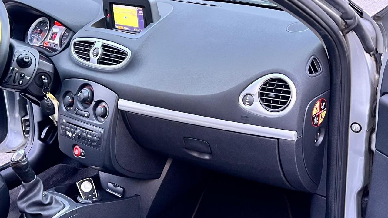 Renault Clio 1.2 16V 5 porte Dynamique