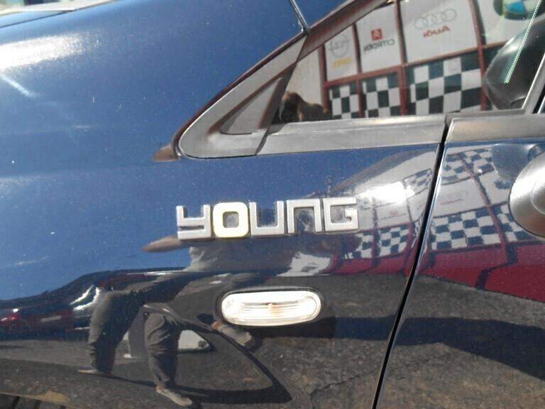 Fiat Punto 1.2 8V 5 porte Young NEOPATENTATI