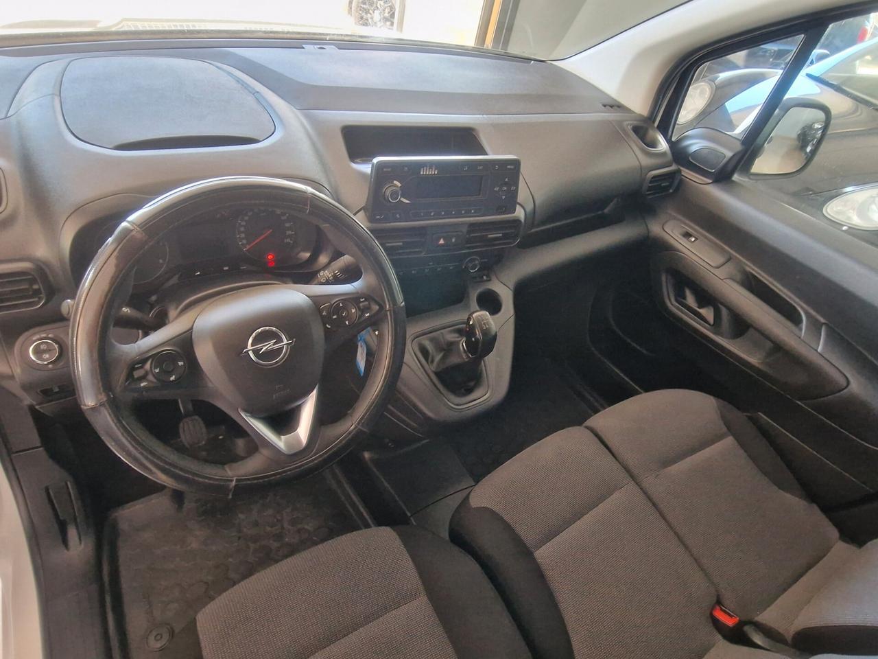 Opel Combo 1.5 diesel L2 3Posti