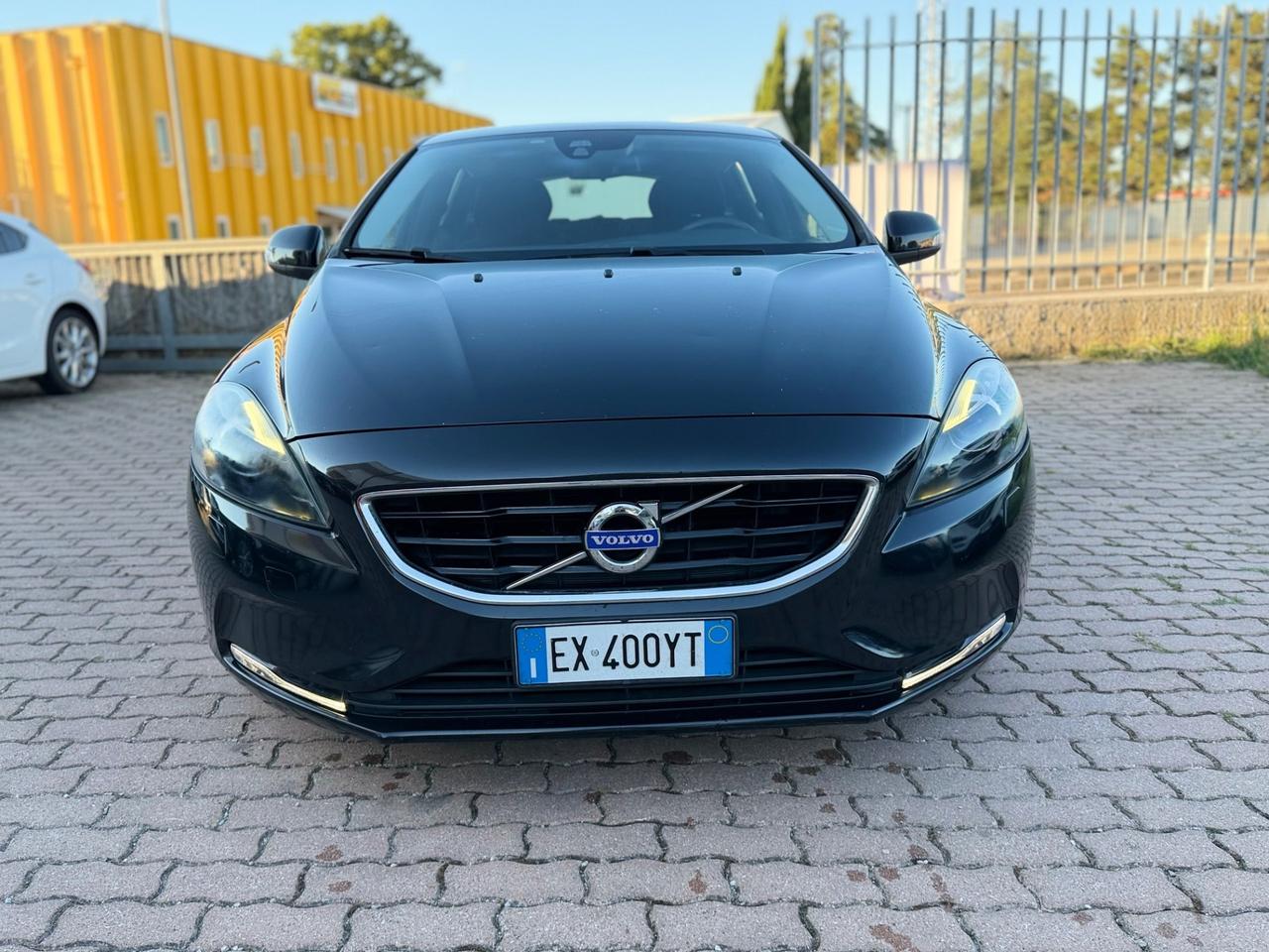 Volvo V40 D2 1.6 Summum