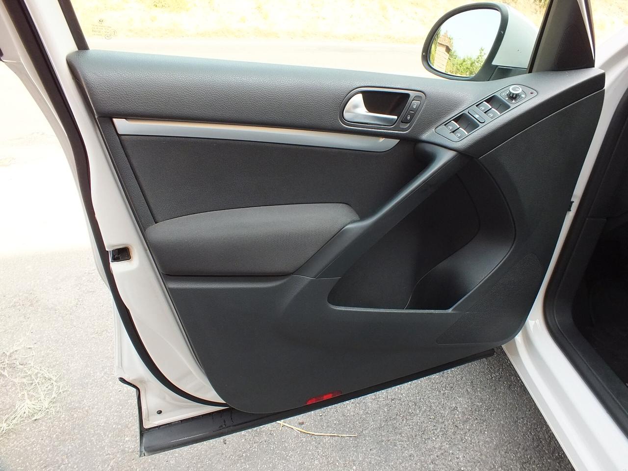 V-W TIGUAN 2.0 TDI 110 CV 2-WD UNIPROPRIETARIO