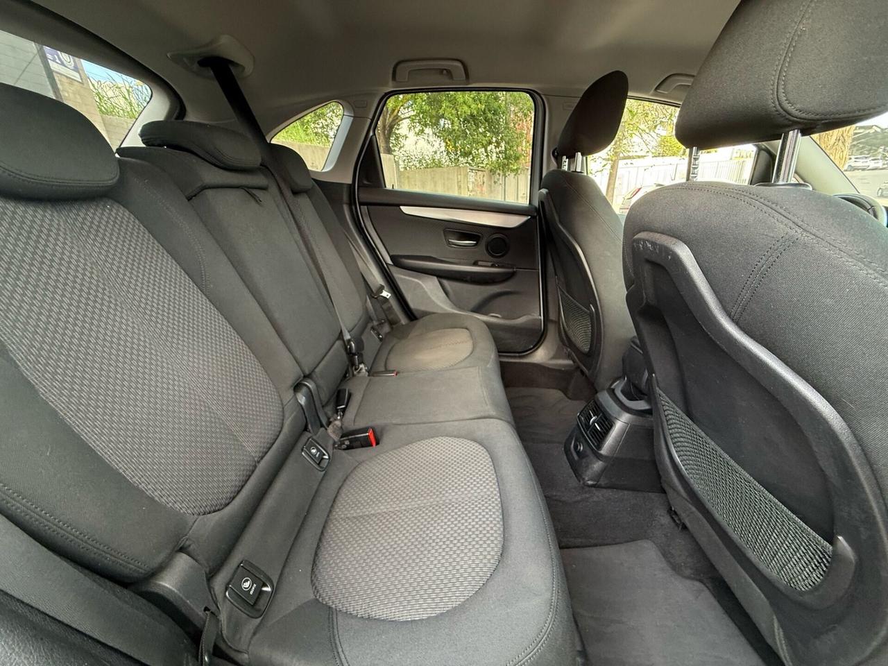 Bmw 2er Active Tourer 218d KM.99.000!