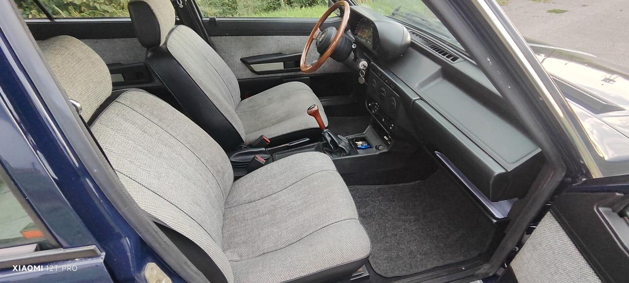 Alfa Romeo Giulietta 1600 blu olandese
