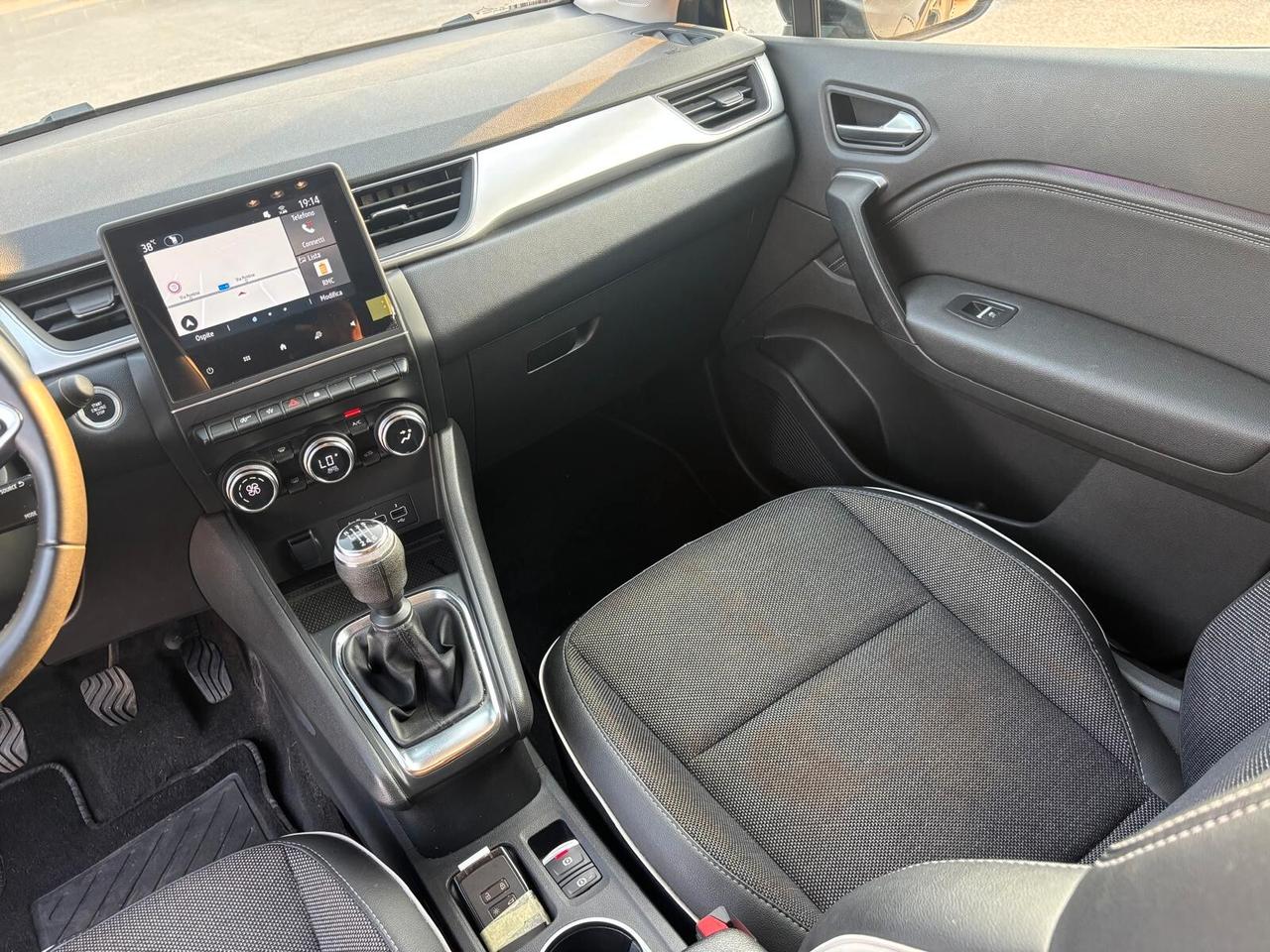 Renault Captur TCe 100 CV GPL Intens