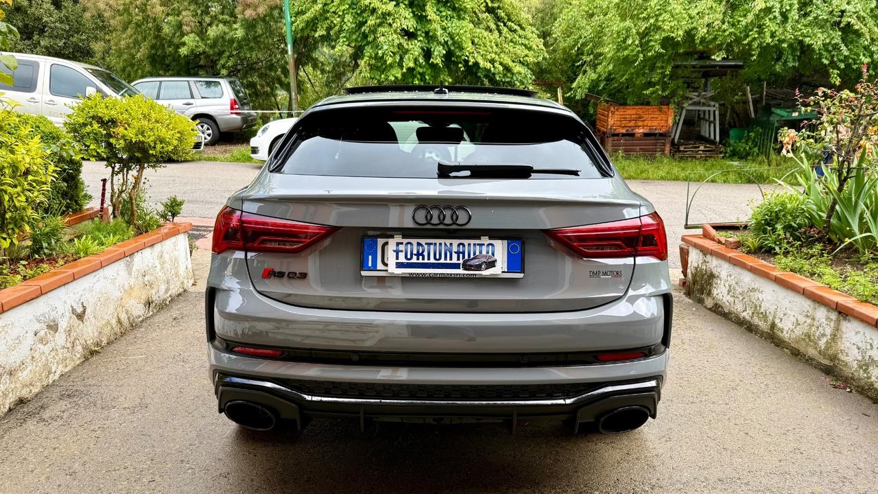 Audi Q3 RS SPB quattro S tronic